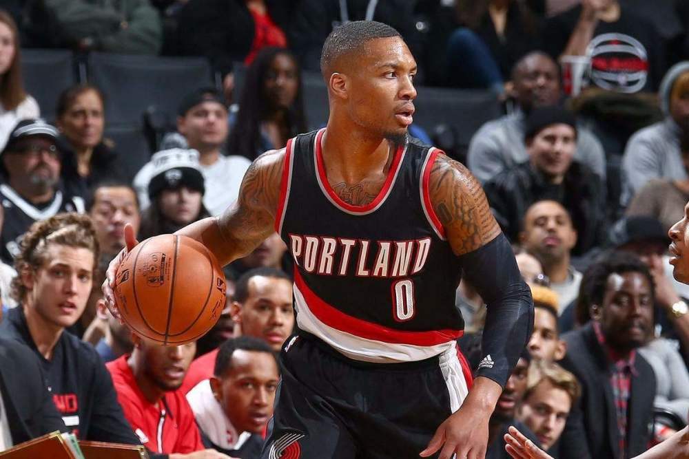 体育国乒直通德班选拔赛：马龙胜梁靖崑进决赛 孙颖莎赢球陈梦伤退